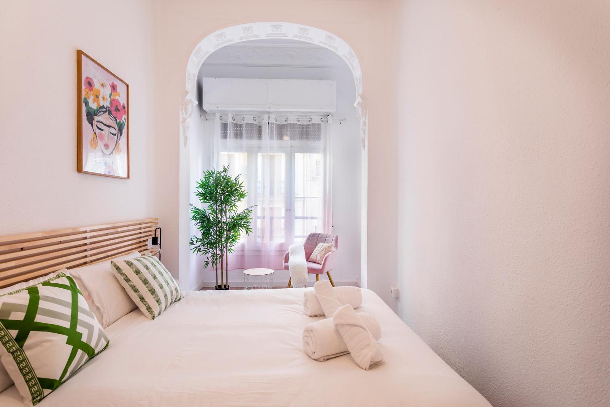 דירות ולנסיה Convento, Amazing Flat With Terrace 2 מראה חיצוני תמונה